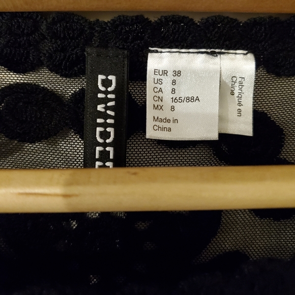 H&M Black Lace Patterned Top - Picture 5 of 7